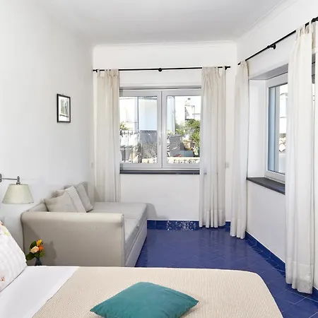 Victoria Place 3* Анакапри