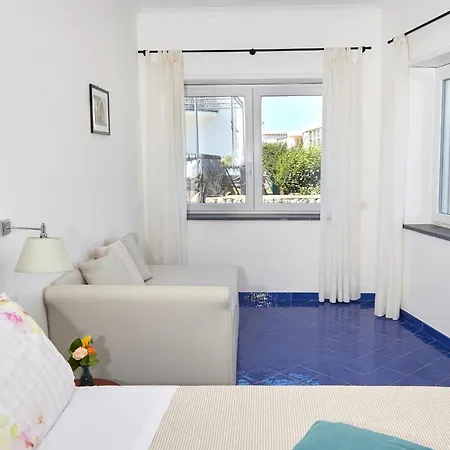 Victoria Place Отель Анакапри